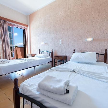 ארגוסטולי Galaxy Hotel מראה חיצוני תמונה