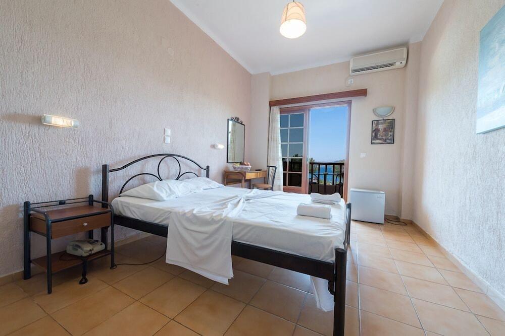 ארגוסטולי Galaxy Hotel מראה חיצוני תמונה